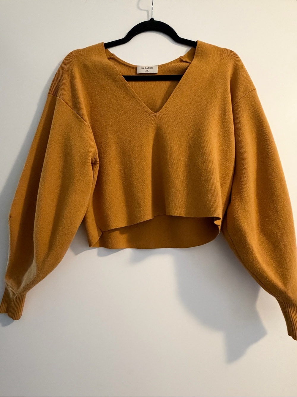 Aritzia Mustard Balloon-Sleeve Cropped Crewneck Sweater